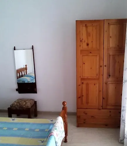 Nireas Apartamento *