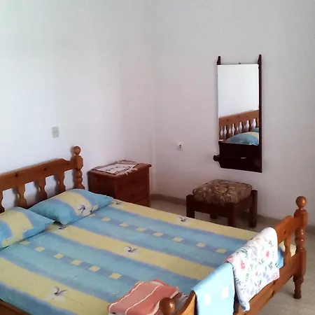 Apartament Nireas *